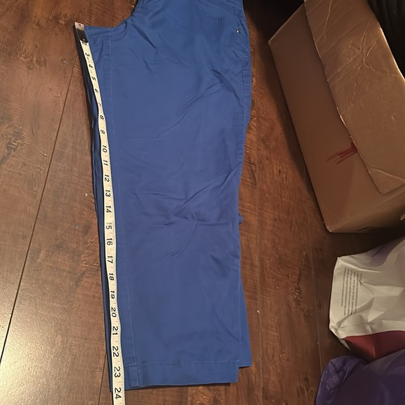 Jones New York Capri Pants - Picture 13 of 13